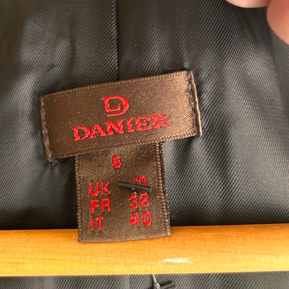 Danier suede dress - Picture 6 of 16